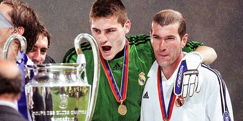 Zidane đóng vai trò tối quan trọng trong chức vô địch C1 của Real Madrid (2002)